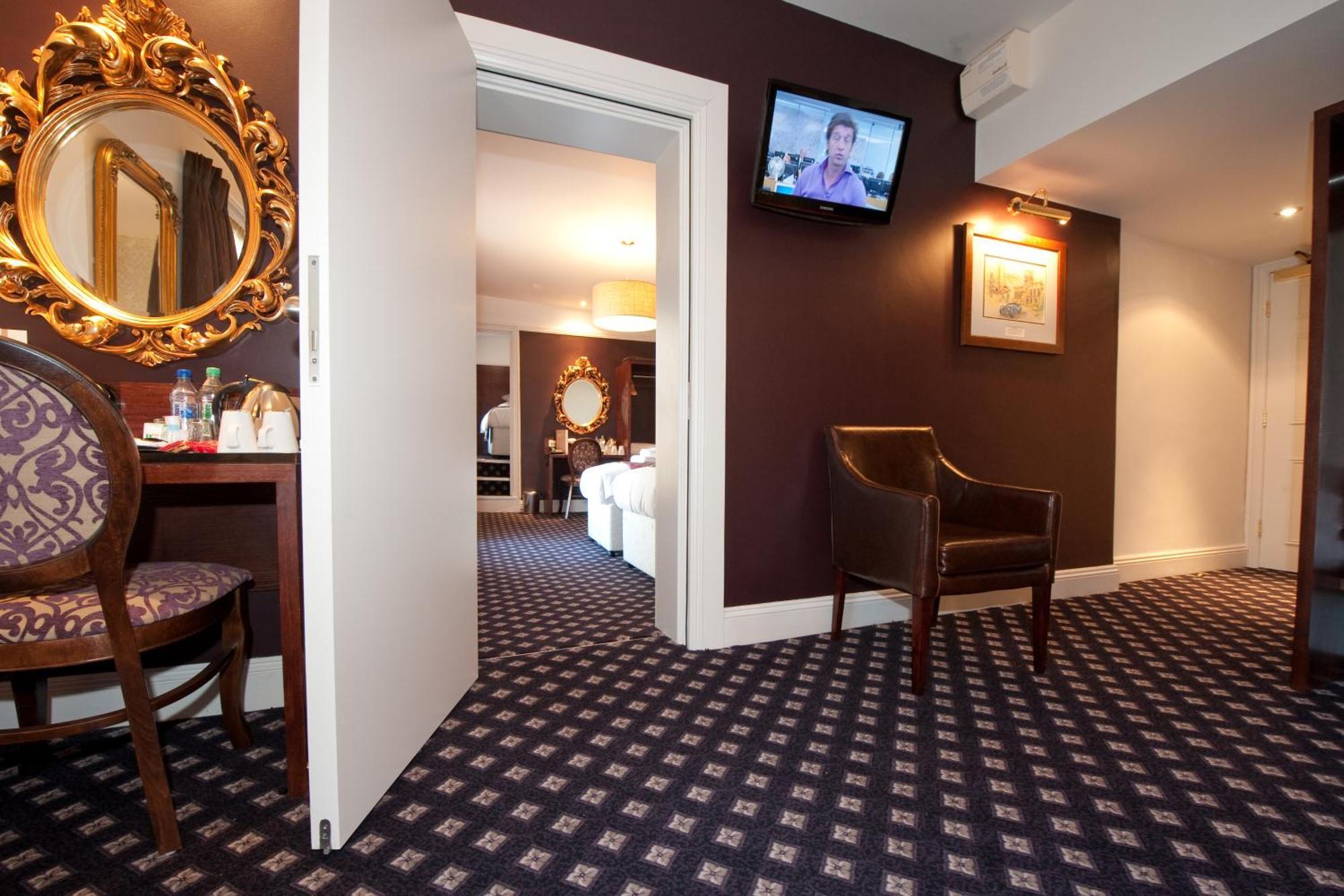 Foley Arms Hotel Great Malvern Esterno foto