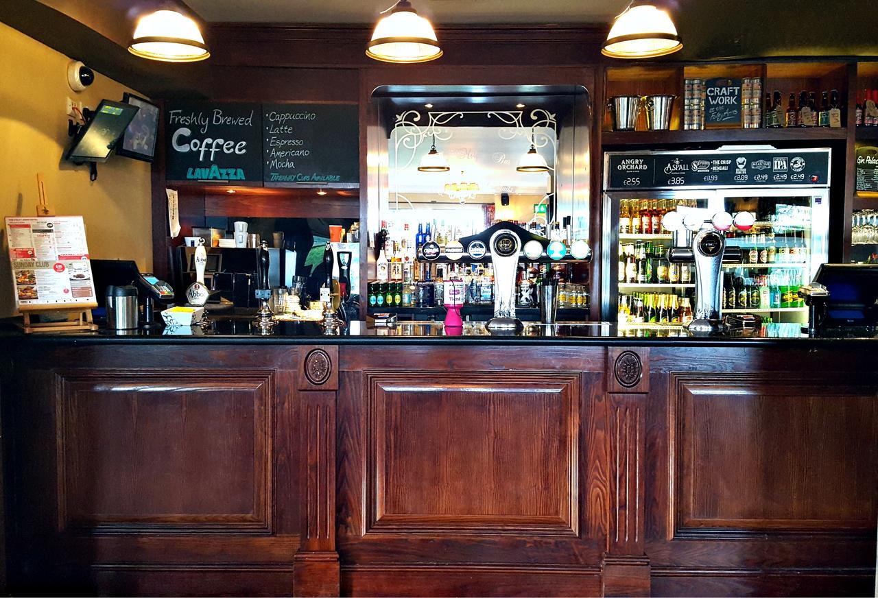 Foley Arms Hotel Great Malvern Esterno foto